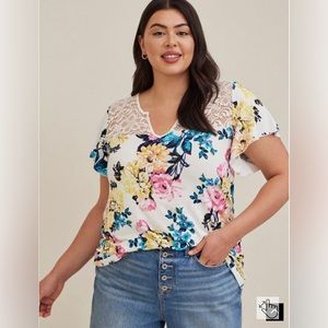Knit Jersey Slub Lace Yoke Flutter Sleeve Top TORRID Sz 1 (14/16) floral lace